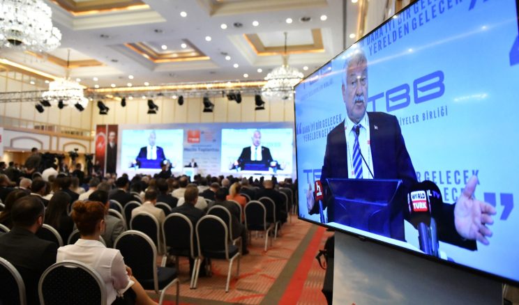 Karalar: İmamoğlu’nun yokluğuna sessiz kalamayız”