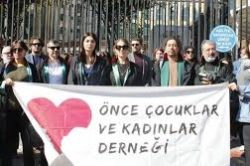 Önce Çocuklar ve Kadınlar Derneği’nden gazetecilere çağrı
