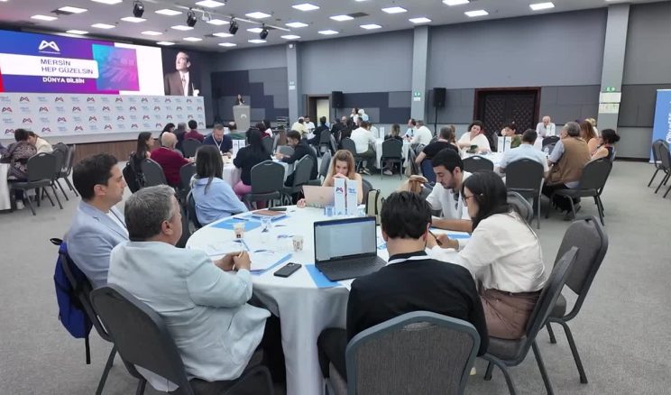 Mersin Büyükşehir Belediyesi, “Uluslararasılaşma Çalıştayı” düzenledi