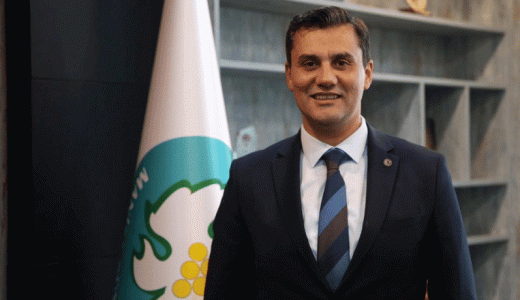 Manisa Büyükşehir Belediye Başkanı Ferdi Zeyrek yaşamını yitirdi