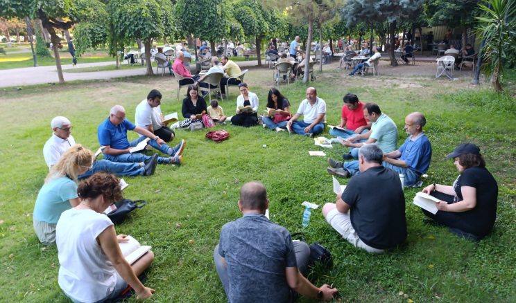 Çukurova Sanat Kurulu’ndan farkındalık “kitap okuma pikniği”