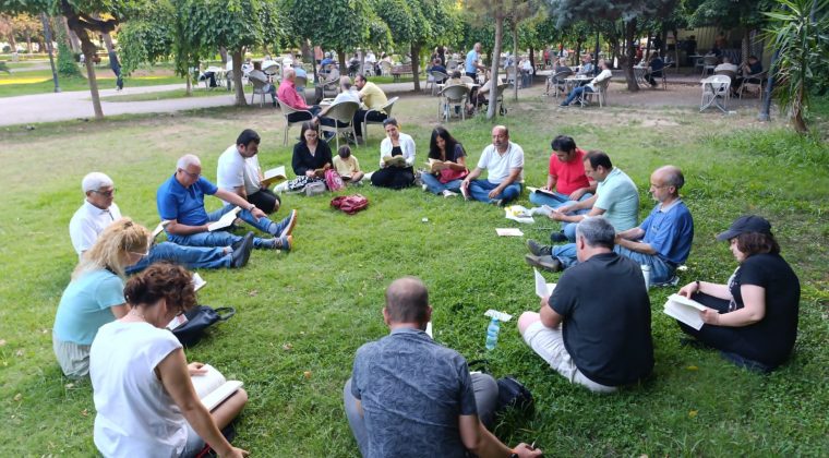 Çukurova Sanat Kurulu’ndan farkındalık “kitap okuma pikniği”