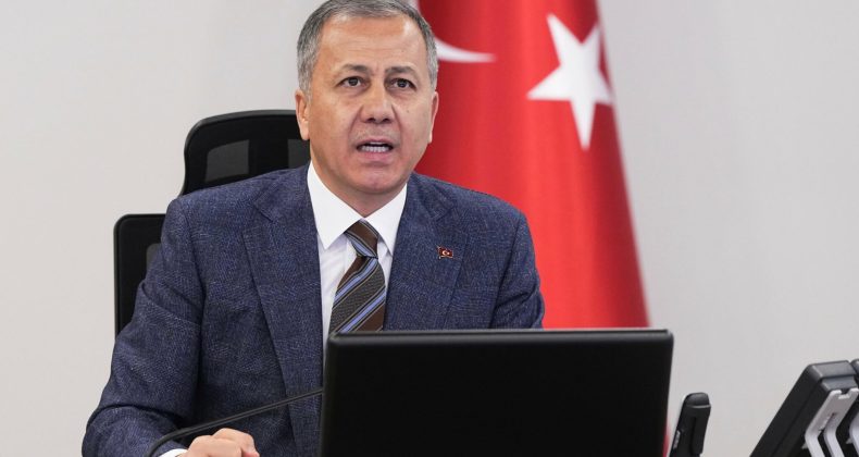 Bakan’dan Adana açıklaması: “825 kilogram eroin…”