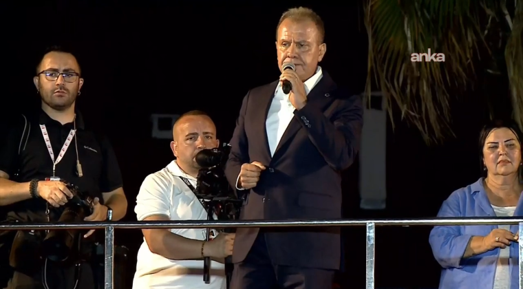 CHP’nin Adana mitinginde Vahap Seçer söz aldı: “İşlerine gelmiyor”