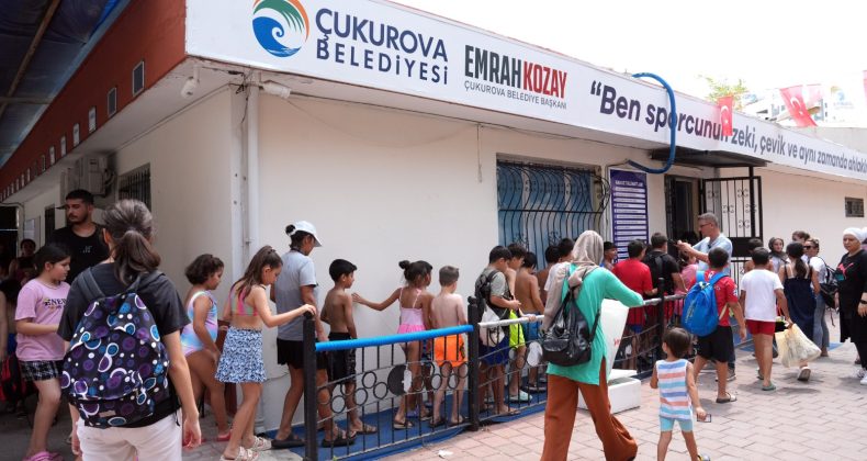 Çukurova Belediyesi’nin yüzme kursları ilgi gördü