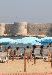 Deniz kirliliği Mersin turizmini tehdit ediyor