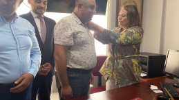 Osmaniye’de Yarbaşı Belediye Meclisi üyesi, AKP’den istifa ederek CHP’ye katıldı