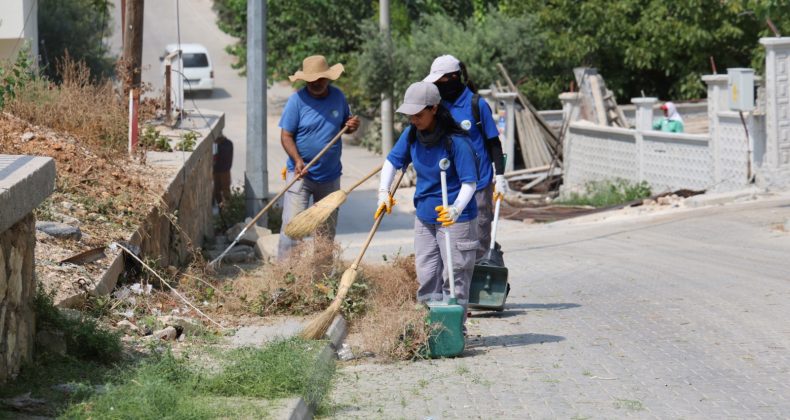 Toroslar Belediyesi temizlik seferberliğini sürdürüyor